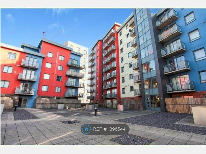 1 Bedroom Flat To Rent In Runnel Court, Barking, IG11