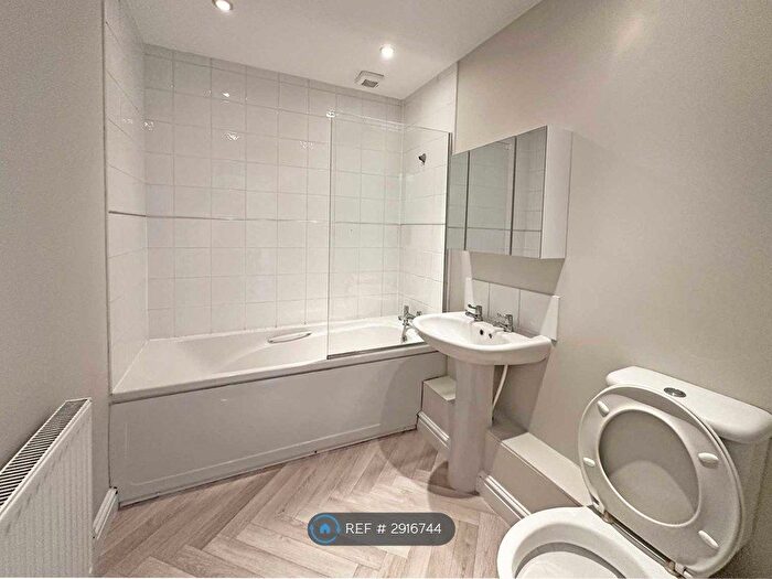 1 Bedroom Flat To Rent In Arpley Court, Warrington, WA1