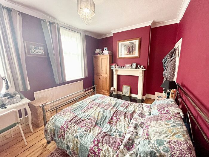 3 Bedroom End Of Terrace House For Sale In Newport Road, Caldicot, Mon., NP26