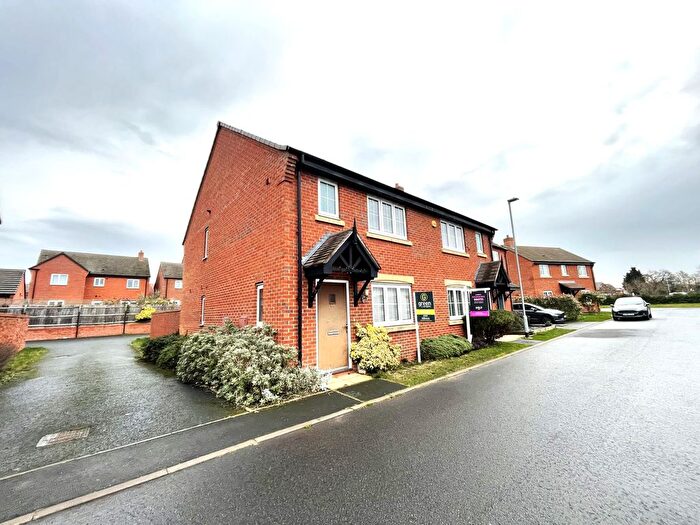 3 Bedroom Detached House To Rent In Poplar Road, Streethay, WS13