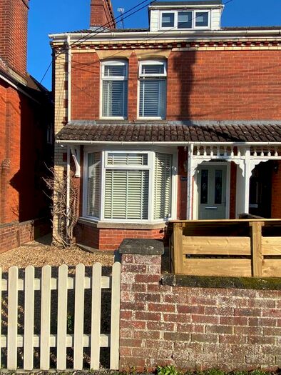 3 Bedroom Semi-Detached House To Rent In Anton Road, Andover, SP10