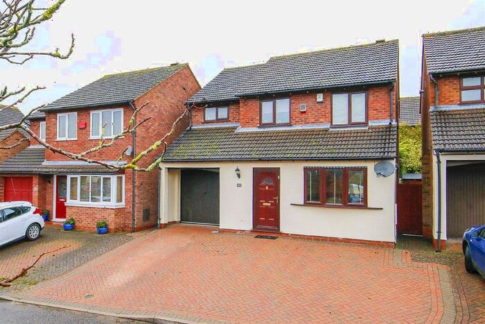 4 Bedroom Detached House To Rent In Shorham Rise, Two Mile Ash, Milton Keynes, MK8