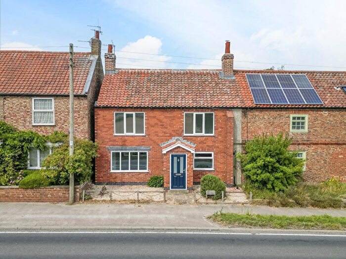 3 Bedroom Cottage For Sale In Gate Helmsley, York, YO41
