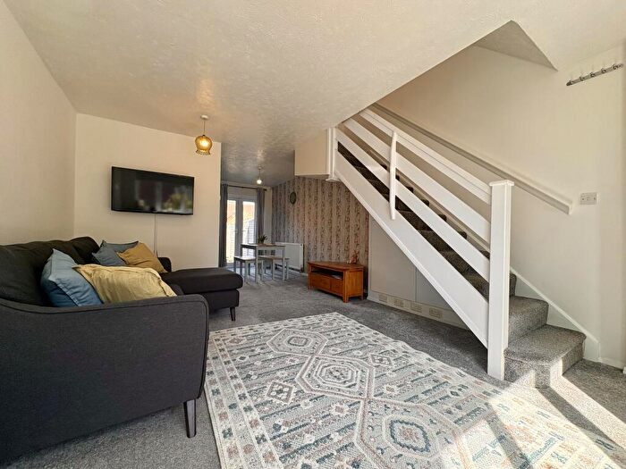 2 Bedroom House To Rent In Herald Walk, Dartford, DA1