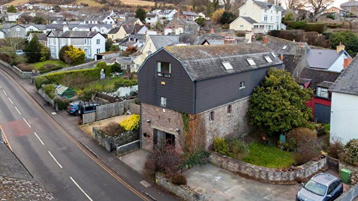 8 Bedroom Character Property For Sale In New Road, Crickhowell, NP8