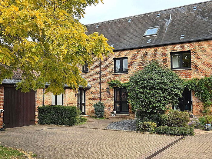 4 Bedroom Town House For Sale In Clare Court, Gamlingay, SG19