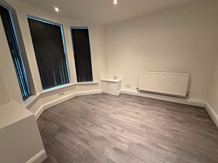2 Bedroom Property To Rent In Boswell Street, Liverpool, L8