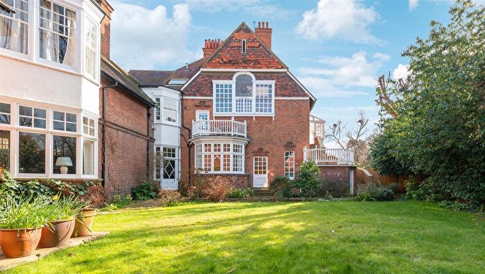 5 Bedroom Flat For Sale In Kara Lodge, Newton Grove, W4