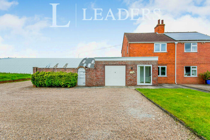 3 Bedroom Semi-Detached House To Rent In Boardsides, Wyberton, PE21