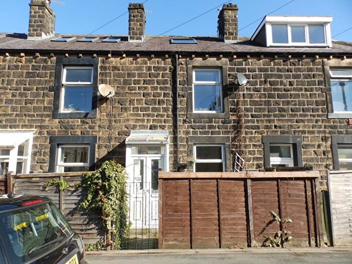3 Bedroom House To Rent In Little Lane, Ilkley, West Yorkshire, LS29