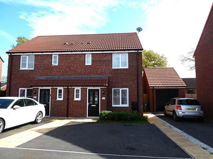 3 Bedroom Semi-Detached House To Rent In Cuthbert Place, Retford, DN22