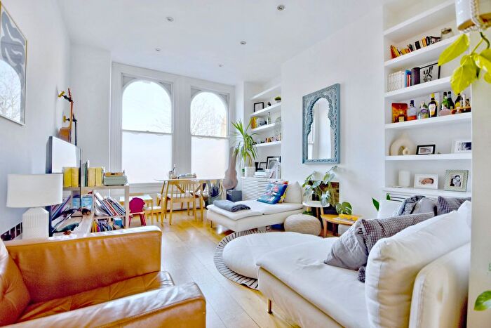 3 Bedroom Maisonette To Rent In Ospringe Road, Kentish Town, London, NW5