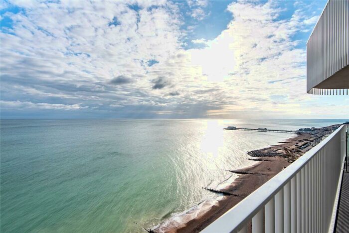 3 Bedroom Apartment To Rent In Brighton Road, Worthing, West Sussex, BN11