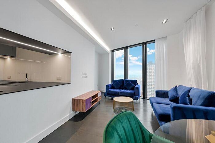 2 Bedroom Flat To Rent In Amory Tower, Marsh Wall, E14