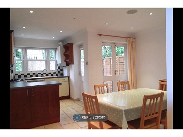3 Bedroom End Of Terrace House To Rent In Waldeck Road, Chiswick, W4