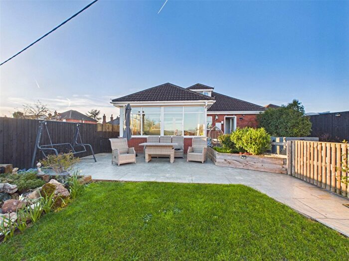 3 Bedroom Bungalow For Sale In Main Road, Minsterworth, Gloucester, Gloucestershire, GL2