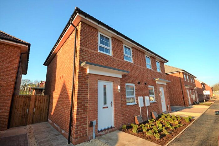 2 Bedroom Semi-Detached House To Rent In Oxbow Drive, Doncaster, DN2