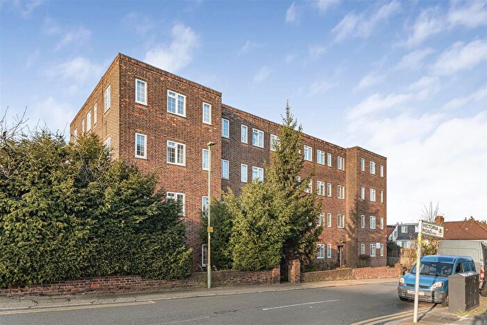 1 Bedroom Flat For Sale In Brent Street, Hendon, NW4