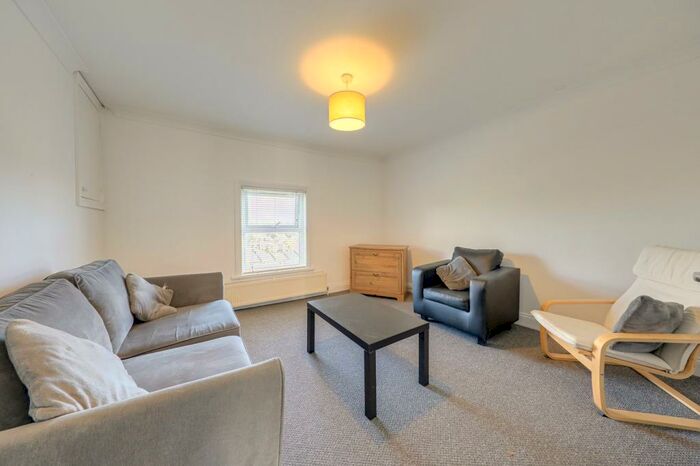 1 Bedroom Flat To Rent In Devonshire Road, Forest Hill, SE23