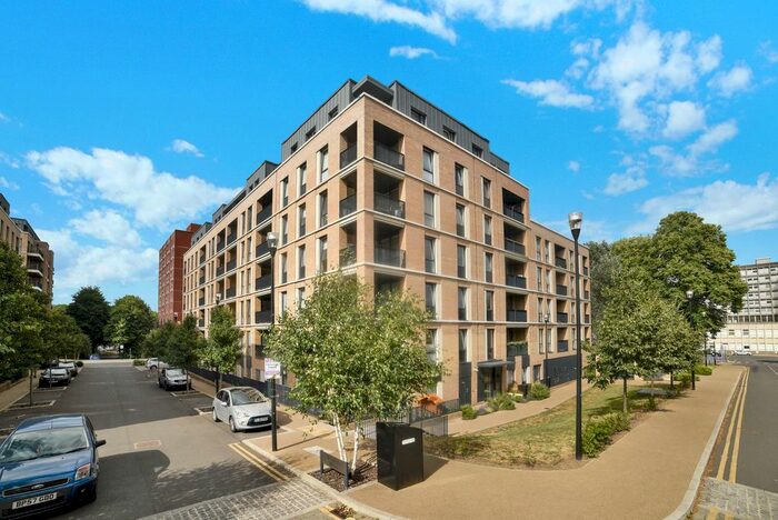 1 Bedroom Flat To Rent In Denman Avenue, Kinglake House Denman Avenue, UB2