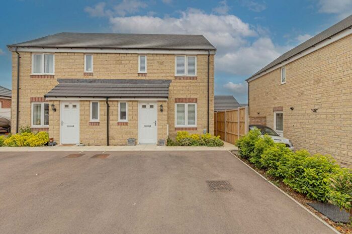 2 Bedroom Terraced House For Sale In Sillars Green, Malmesbury, SN16