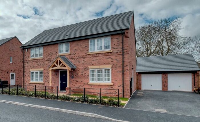 4 Bedroom Detached House To Rent In Pastures Drive, Tidbury Green, Solihull, B90