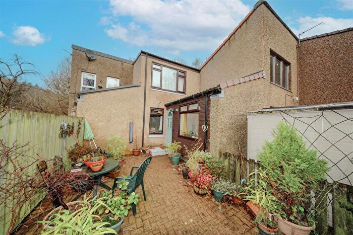 3 Bedroom Terraced House For Sale In Julian Court, Glenrothes, KY7