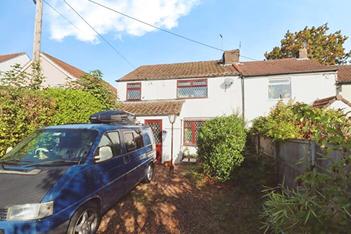 3 Bedroom End Of Terrace House For Sale In Crown Road, Kingswood, Bristol, BS15