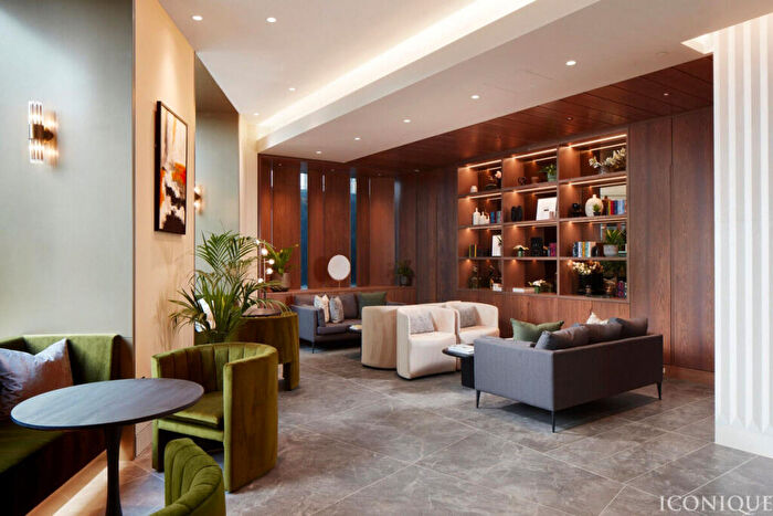 2 Bedroom Apartment For Sale In Ponton Road, London, SW11