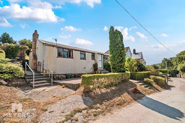 3 Bedroom Bungalow For Sale In Sunnyside, West Lulworth, BH20
