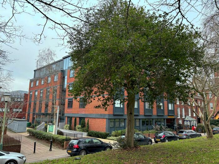 1 Bedroom Flat To Rent In Trinity Court, EX1