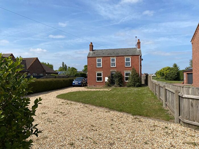 2 Bedroom Detached House For Sale In Washway Road, Saracen's Head, PE12