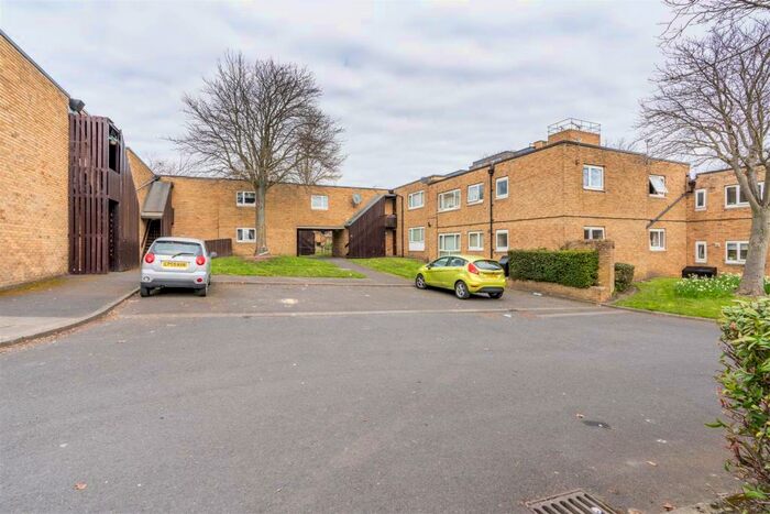 2 Bedroom Flat To Rent In Beechburn Walk, Fenham, NE4