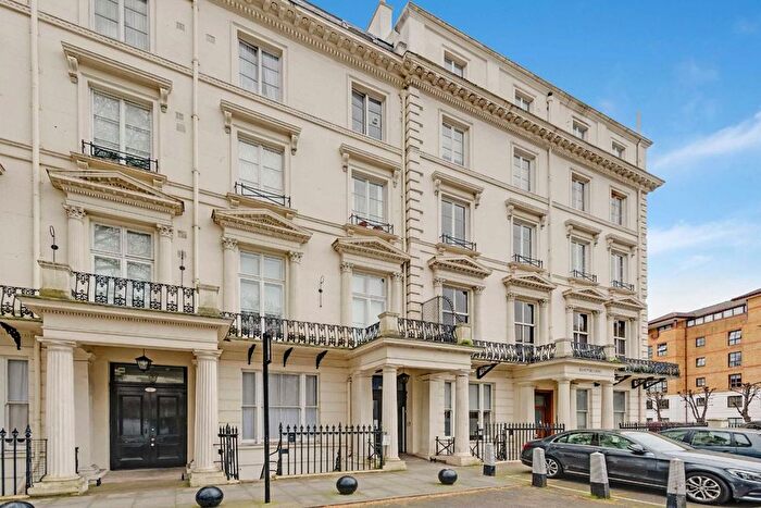 2 Bedroom Flat To Rent In Westbourne Terrace, Notting Hill, W2