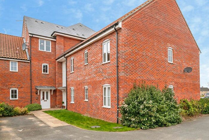 2 Bedroom Flat For Sale In Smedley Close, North Walsham, NR28