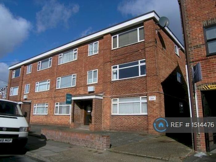 1 Bedroom Flat To Rent In Hamilton House, Portsmouth, PO1