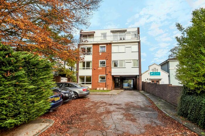 Studio To Rent In Lee Road, London, SE3