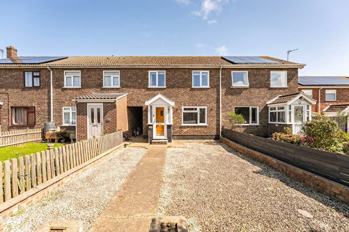 3 Bedroom Terraced House For Sale In Lighthouse Close, Happisburgh, NR12