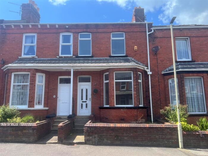 3 Bedroom Terraced House To Rent In Beechville Avenue, Scarborough, YO12
