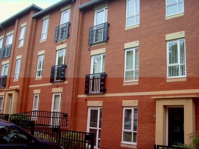 2 Bedroom Flat To Rent In Clarence Street, Wolverhampton WV14