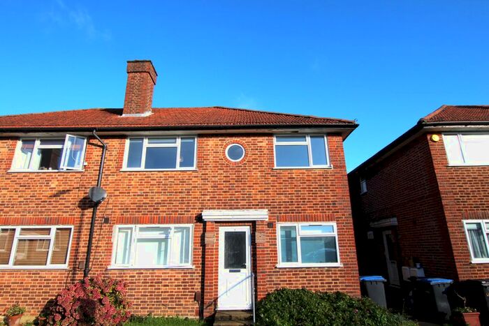 2 Bedroom Flat To Rent In East Close, (), Cockfosters., EN4