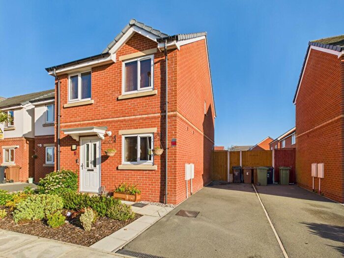 3 Bedroom Semi Detached House For Sale In Salthouse Drive, Southport, PR8