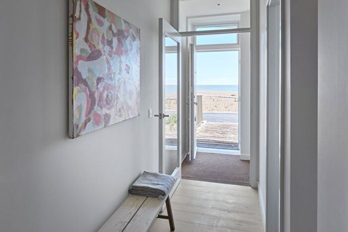 2 Bedroom Detached House For Sale In Shoreline Crescent, Folkestone, Kent, CT20