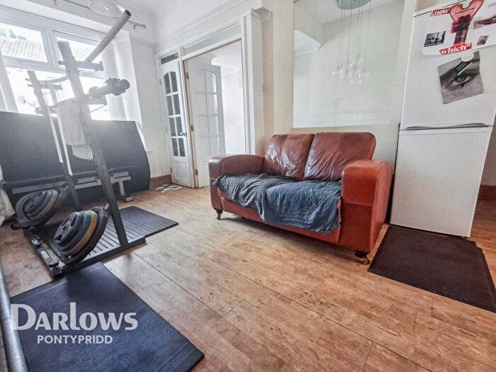 4 Bedroom End Of Terrace House For Sale In Trehafod Road, Pontypridd, CF37