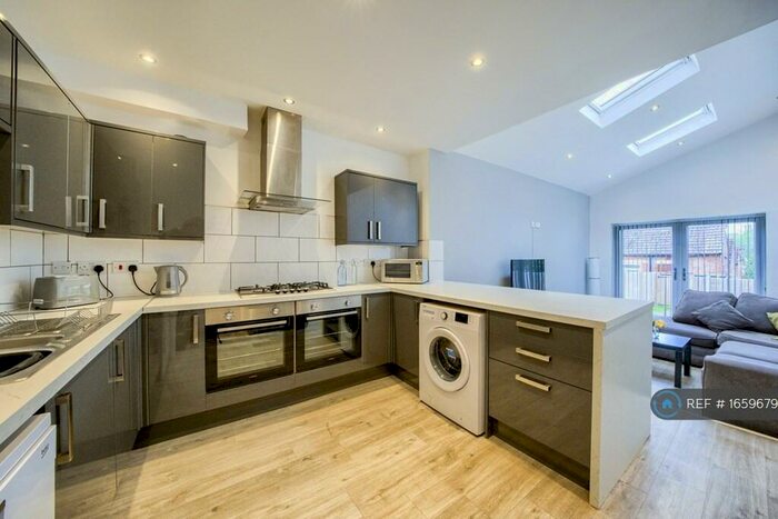 5 Bedroom Terraced House To Rent In Terry Road, Coventry, CV1