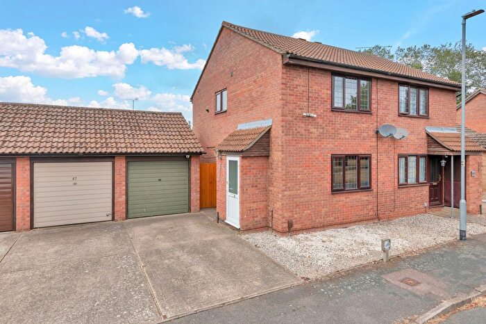 2 Bedroom Semi-Detached House For Sale In Weston Way, Newmarket, CB8