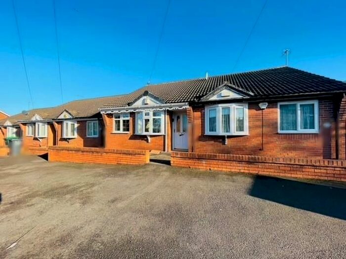 2 Bedroom Bungalow To Rent In Cophall Street, Tipton DY4