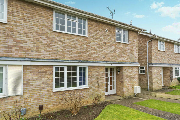 4 Bedroom House To Rent In Lynwood, Guildford, GU2