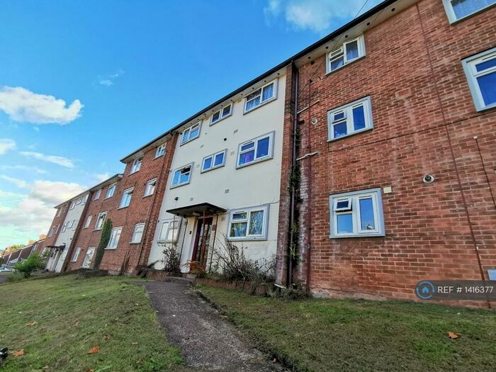 2 Bedroom Flat To Rent In King Arthurs Road, Exeter, EX4