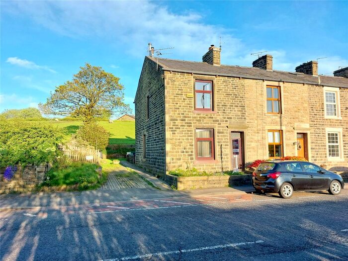 2 Bedroom End Of Terrace House For Sale In Burnley Road, Loveclough, Rossendale, BB4